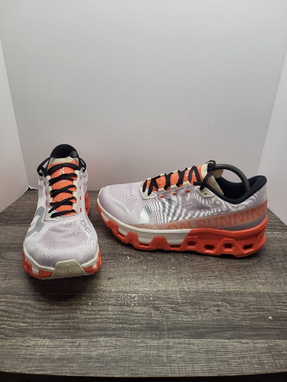 On Cloudmonster Hyper Mens Size 9.5 Medium Sneakers Mauve Flame Running Shoes